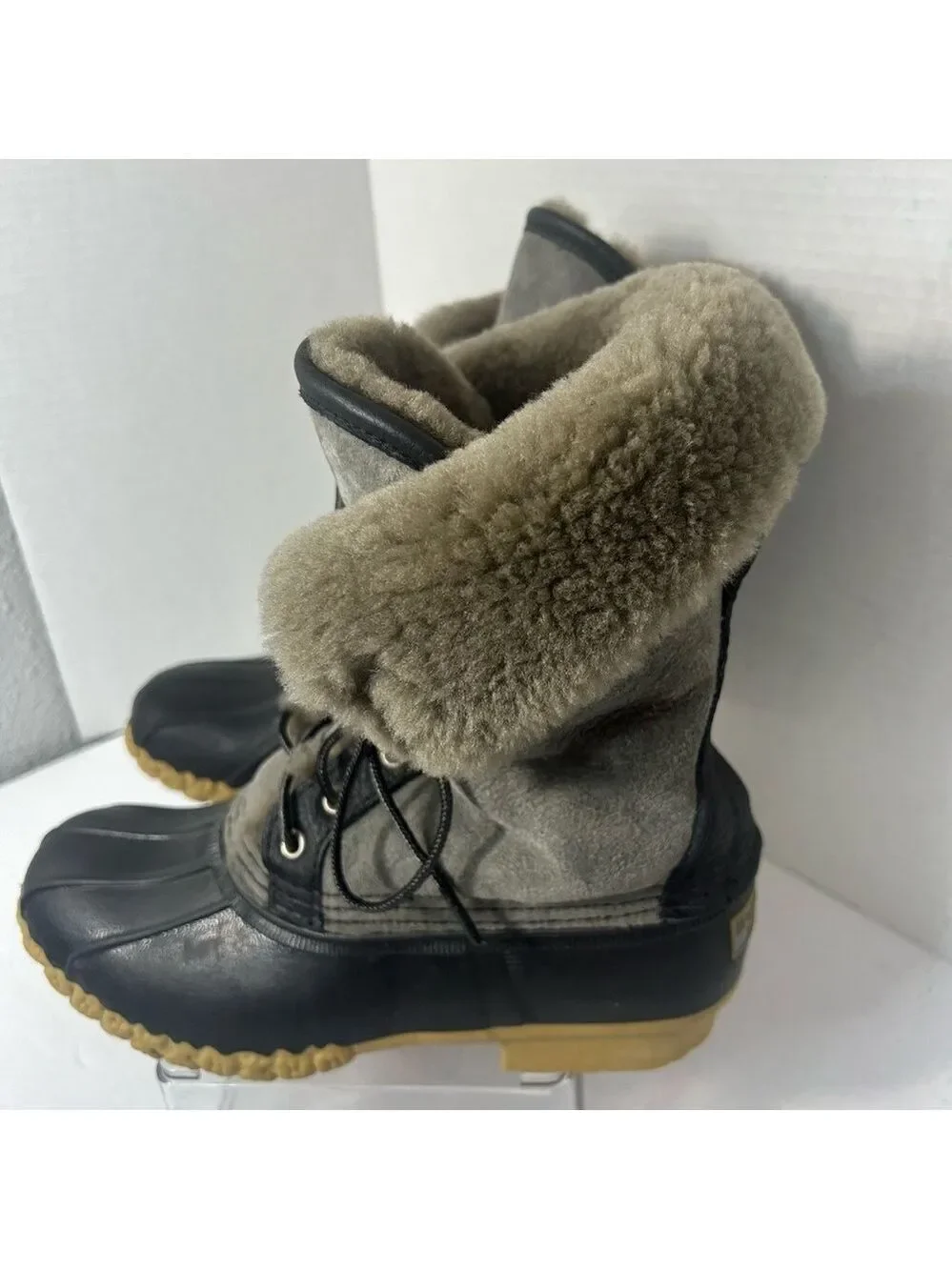 L.L.Bean Leather Wicked Good Shearling Lined Rubber Lace Up Snow Duck Rain Boots